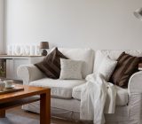 Cómo decorar (¡genialmente!) un salón pequeño.